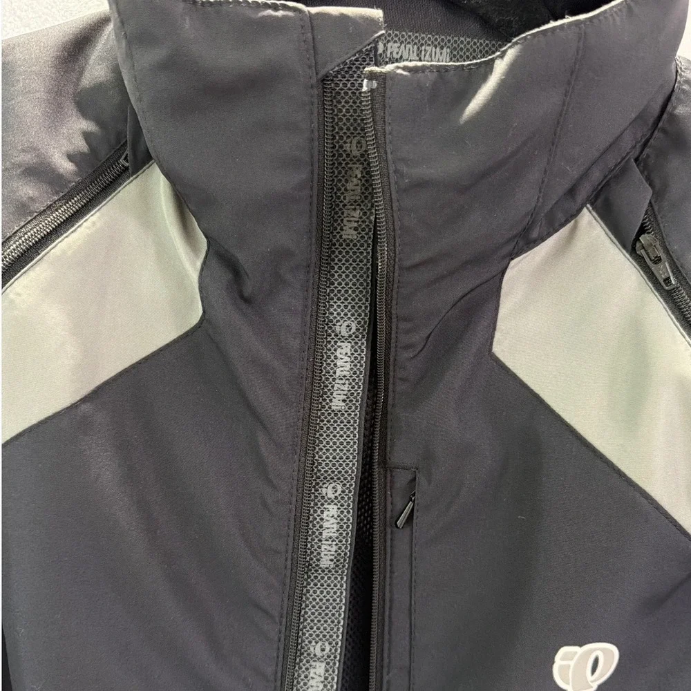 Pearl Izumi Mens Cycling Jacket Black Grey Red‎ Full Zip Windbreaker 6504 Medium